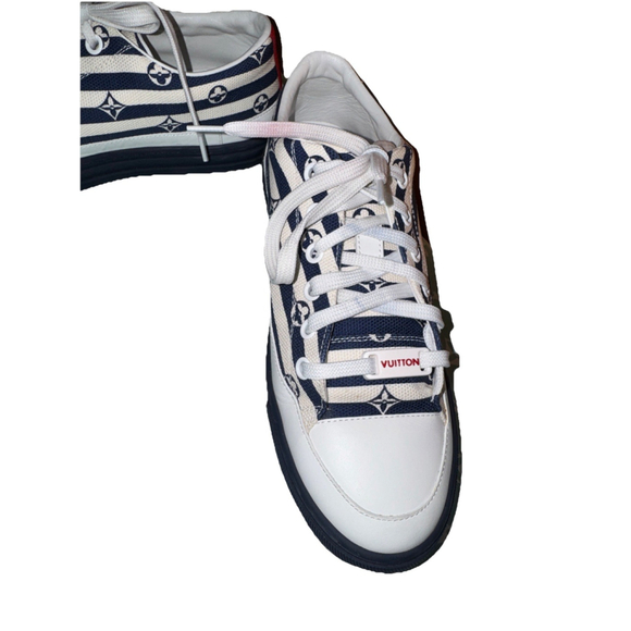 Louis Vuitton Escale Stellar Sneaker in Box With COA - Picture 9 of 16